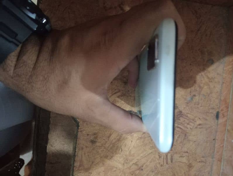 Oppo A52 condition 10/9.5 4