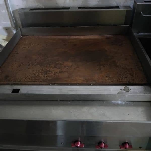 fryer and 16 litter hotplate condition 10/9 1