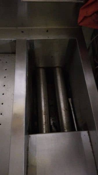 fryer and 16 litter hotplate condition 10/9 5