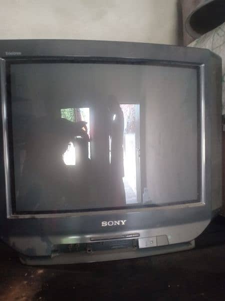 21 inches Sony tv ( Japan) 0