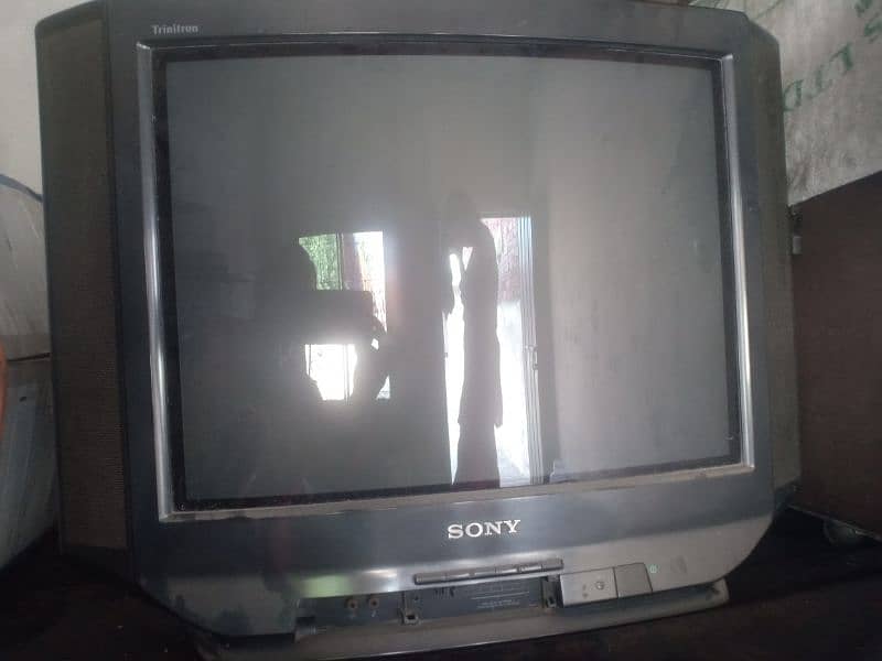 21 inches Sony tv ( Japan) 2