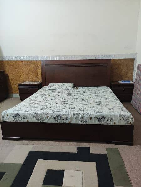 low profile king size bed 9/10 2