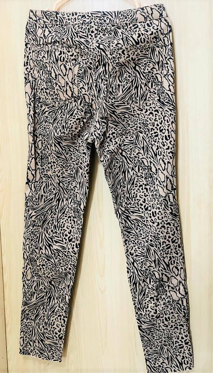 Divided H&M | Skinny Jeans Leopard Print | Women 1