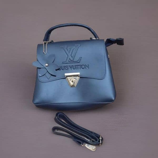 Louis Vuition Girls Crossbody Bags 0