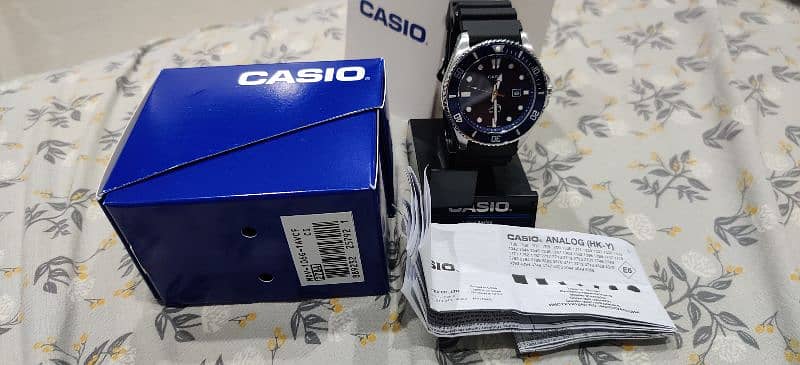 Casio Duro MDV 106 200m diver's Watch 2