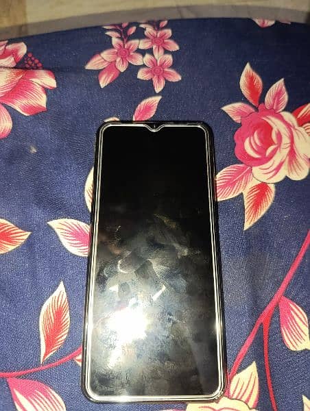 Vivo y33 s in good condition 0