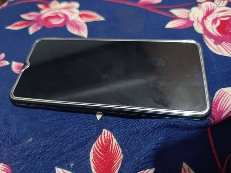 Vivo y33 s in good condition 1