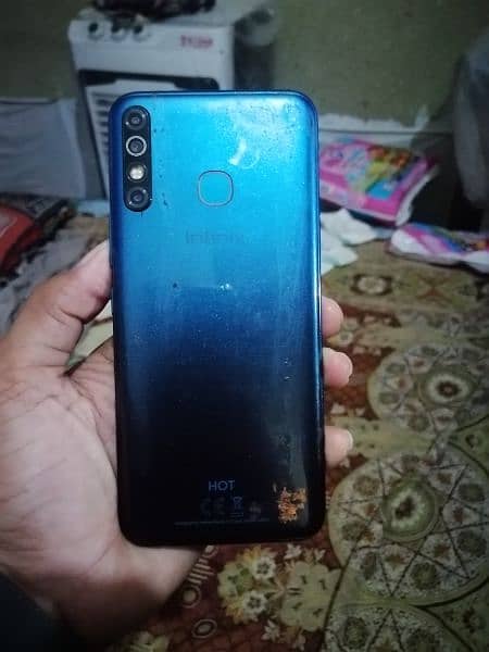 Infinix hot 8 1