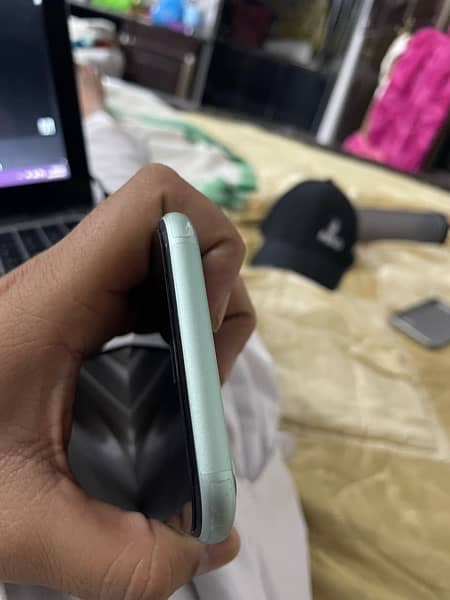 iPhone 11 / NON PTA 5