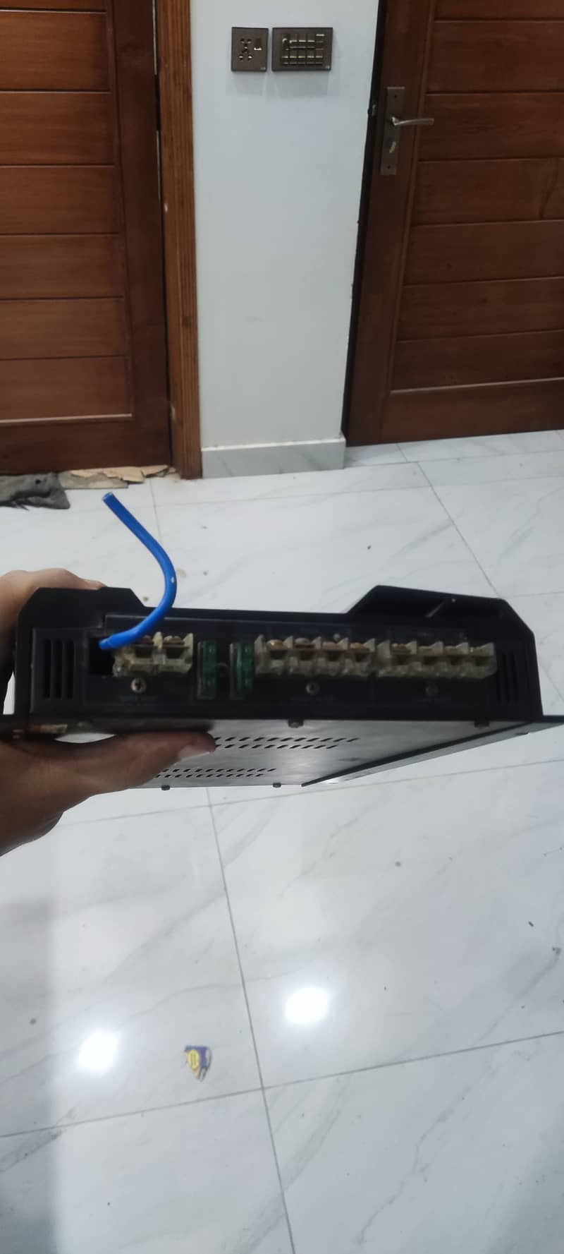 car amplifier for sale aik 3000 or aik 3500 watt han 2