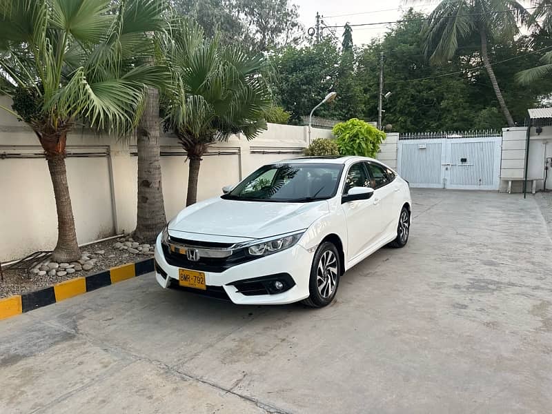 Honda Civic 2018 1.8 Vti Oriel Prosmatec UG NAV 46000km Extraordinary 4