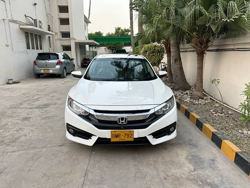 Honda Civic 2018 1.8 Vti Oriel Prosmatec UG NAV 46000km Extraordinary 8