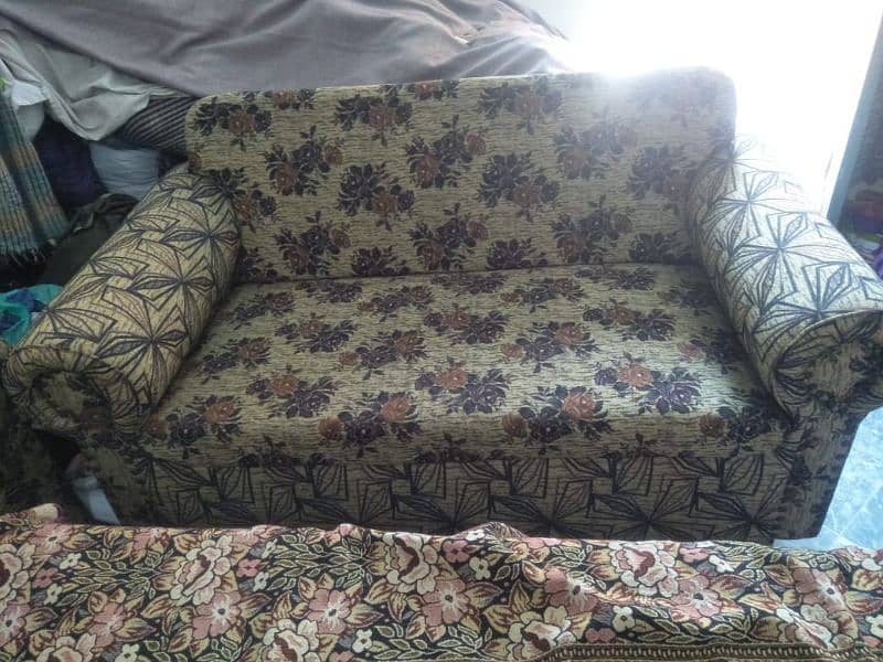 3 Seater sofa for sale 1