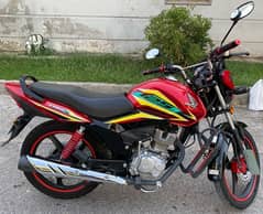 Honda CB 125F 2023