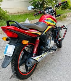 Honda CB 125F 2023