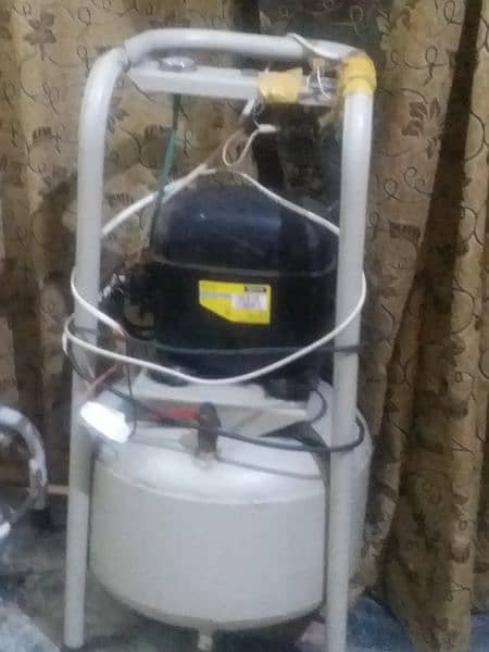 Gate frame dental chair and compressor sale in Good condition 3