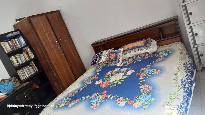 bed along with mattress 1