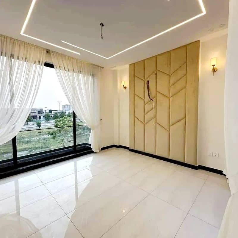 1 Kanal Beautifully Designed Modern House for Rent in DHA Phase 8 Ex Air Avenue 5