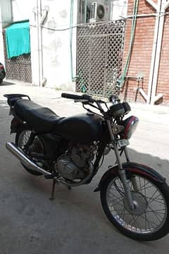 Suzuki gs 150