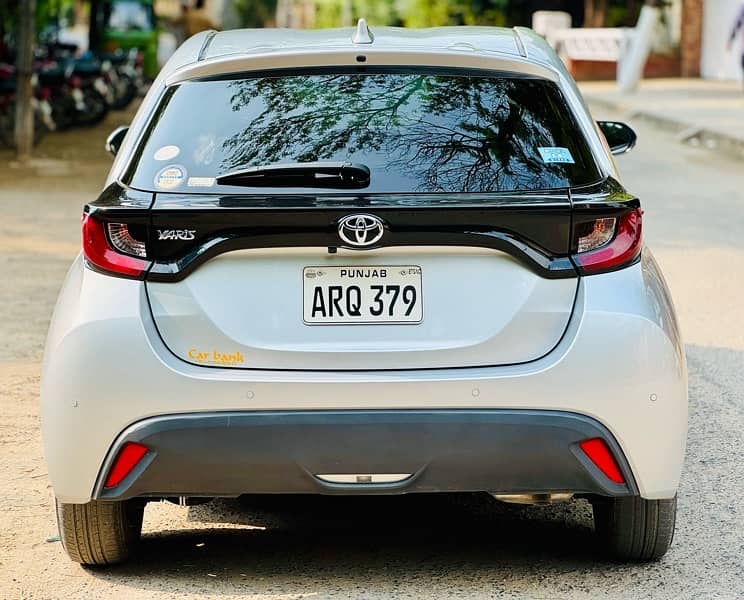 Toyota Yaris 2020 3