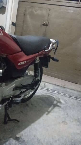 Suzuki GD 110 5