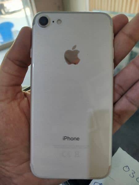 iphone 7 (32GB) PTA proved official (price final) 4