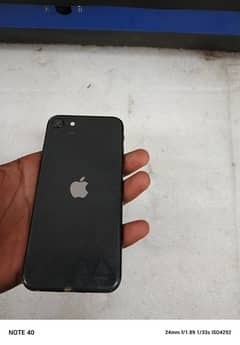 iPhone SE 2020 0