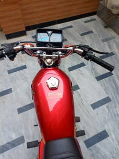 Honda 125cg complete file all ok contact only watsap 03226783290