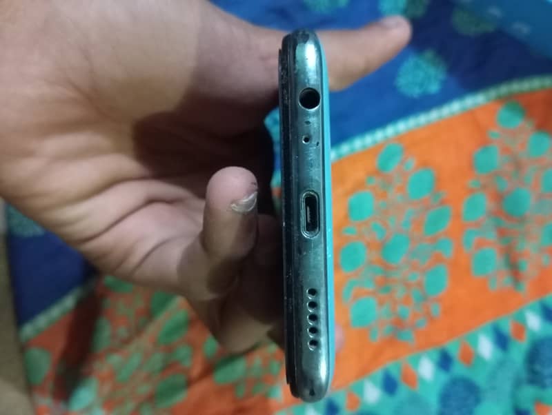 TECNO CAMON 15 PRO 6