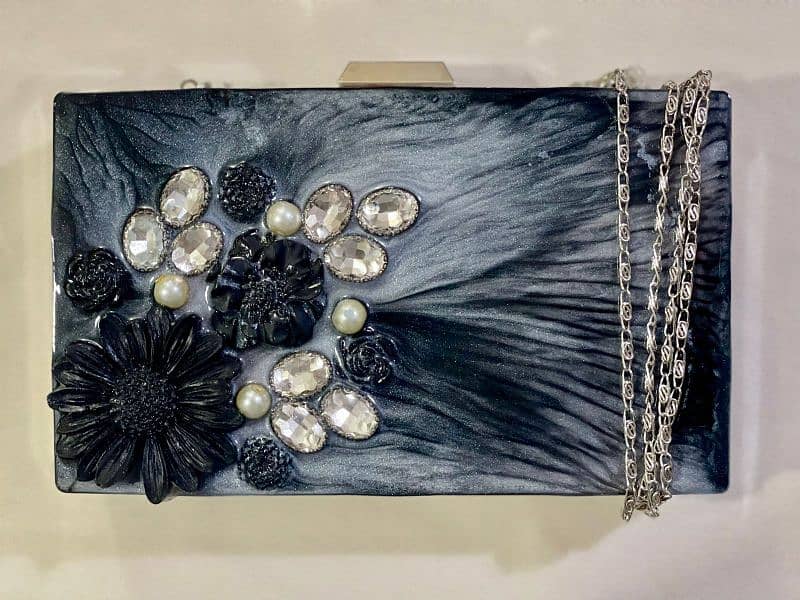 resin handmade clutch 2