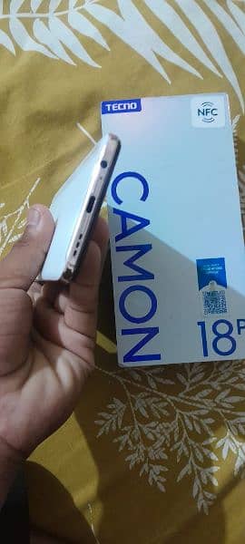 tecno camon 18p 3