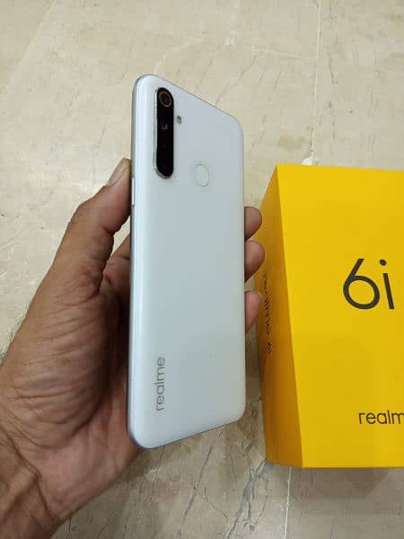 Realme 6i 9