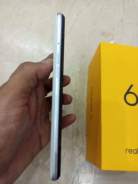 Realme 6i 10