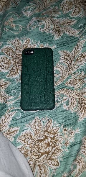 iPhone 8forsale urgent 1