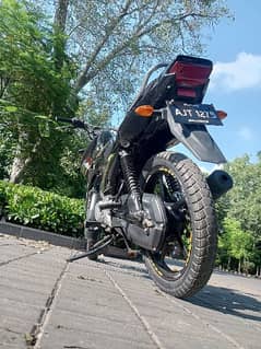 ybr125