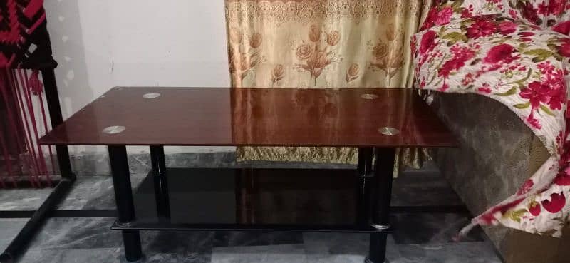 brand new sofa set and table 4