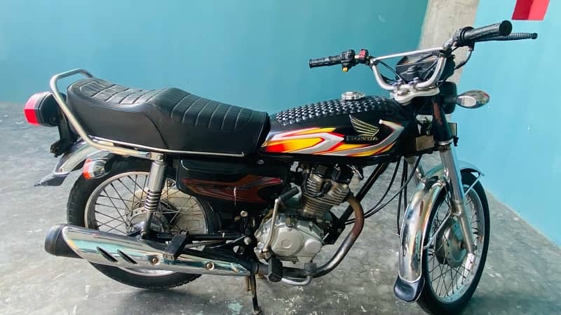 HONDA CG 125 2021 MODEL 1