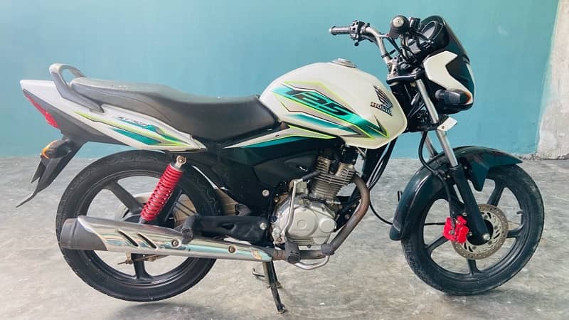 HONDA CB 125F 2022 MODEL 6