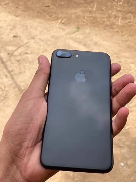 iPhone 7plus pta approved 2