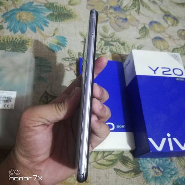 vivo Y20 4GB Ram 64GB Rom Dual sim pTa official approved 0319-9299204. 3