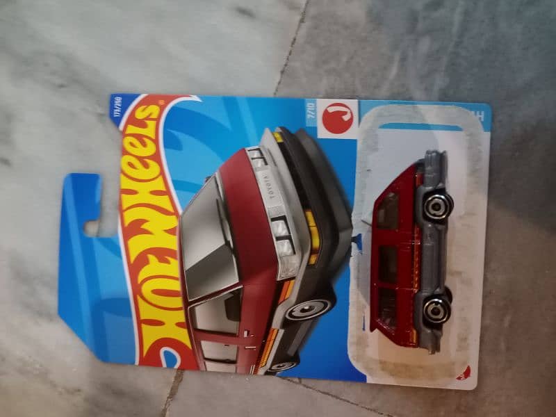 Hotwheels With Cards 1