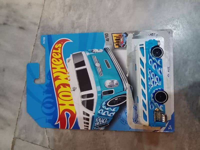 Hotwheels With Cards 8