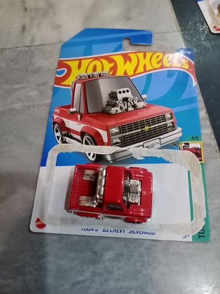 Hotwheels With Cards 17