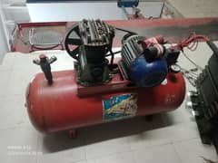 Air Compressor for sale in good condition.