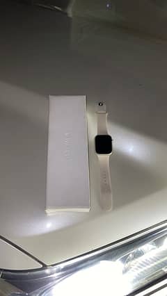 Apple Watch series 9 45mm (starlight)