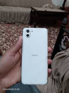 sharp aqus r2 4gb 64gb