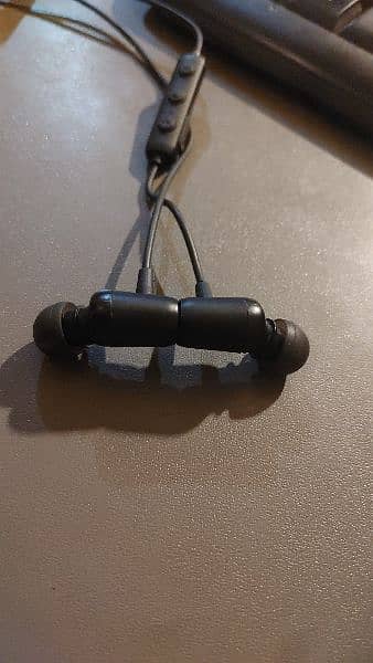 Anker Soundbuds Surge 3