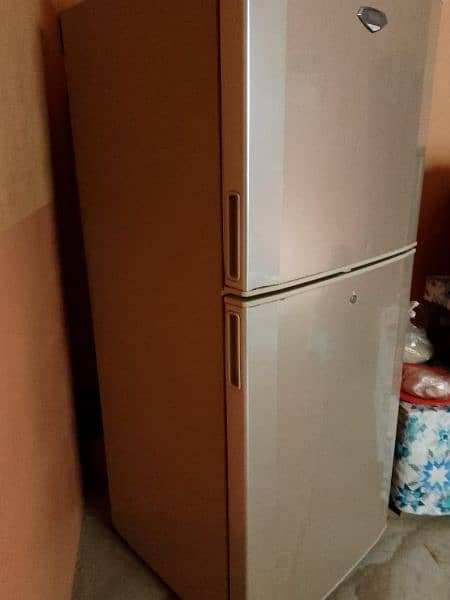 I am selling for my home refrigerator 2