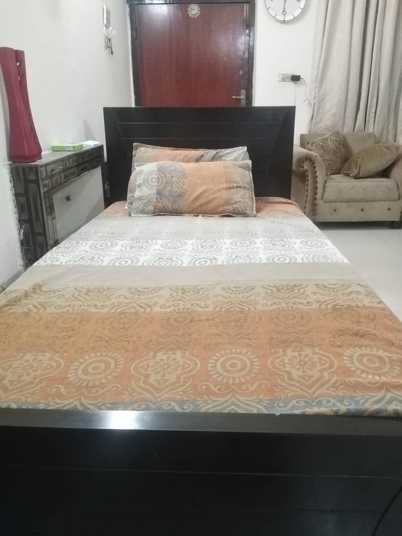 Pair of single bed 1