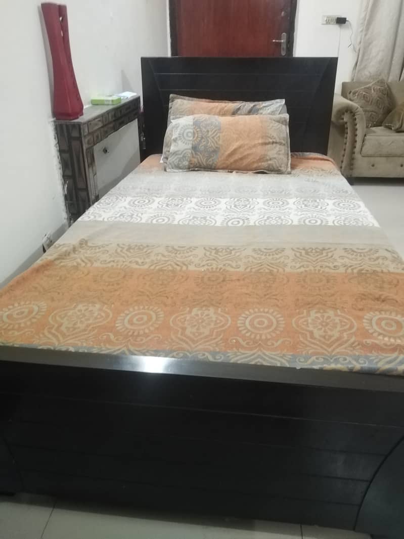 Pair of single bed 2